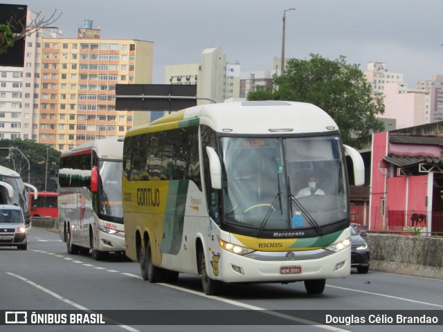 Empresa Gontijo de Transportes 18085 na cidade de Belo Horizonte, Minas Gerais, Brasil, por Douglas Célio Brandao. ID da foto: 9975571.