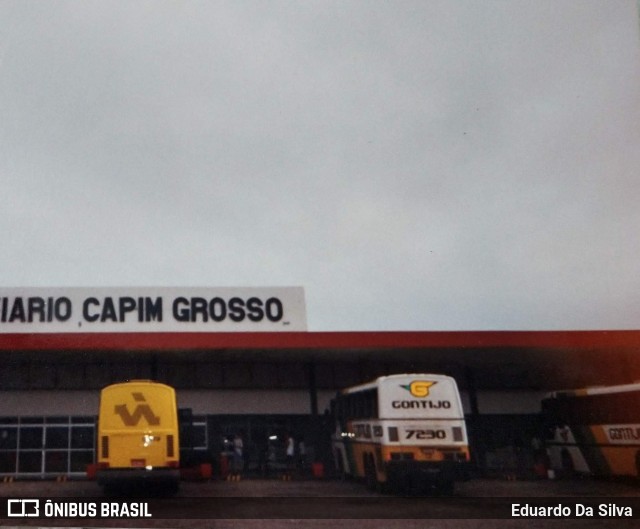 Empresa Gontijo de Transportes 7230 na cidade de Capim Grosso, Bahia, Brasil, por Eduardo Da Silva. ID da foto: 9977159.