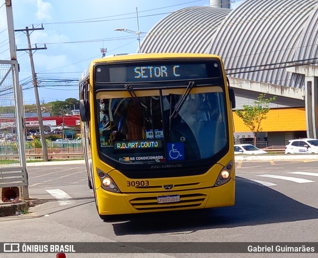 Plataforma Transportes 30903 na cidade de Salvador, Bahia, Brasil, por Gabriel Guimarães. Número da foto: #9977929.