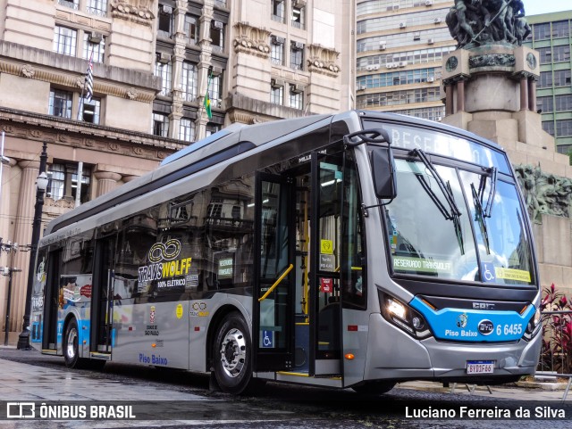 Transwolff Transportes e Turismo 6 6455 na cidade de São Paulo, São Paulo, Brasil, por Luciano Ferreira da Silva. Número da foto: #9978195.