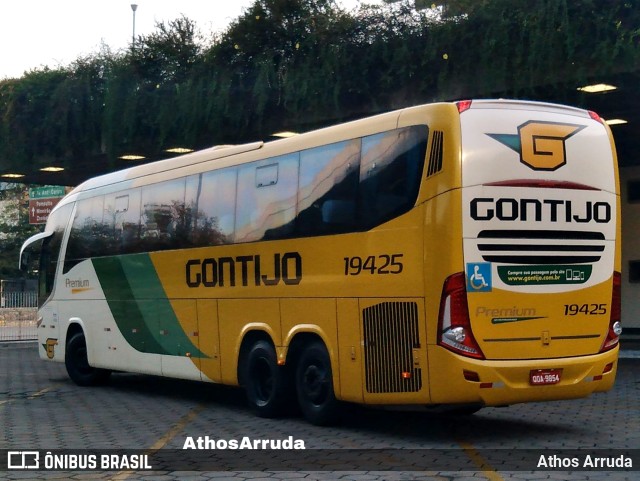 Empresa Gontijo de Transportes 19425 na cidade de Belo Horizonte, Minas Gerais, Brasil, por Athos Arruda. ID da foto: 9979129.