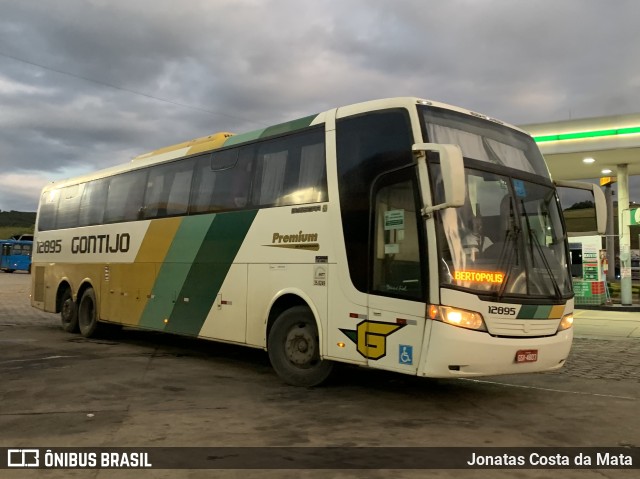 Empresa Gontijo de Transportes 12895 na cidade de João Monlevade, Minas Gerais, Brasil, por Jonatas Costa da Mata. ID da foto: 9978072.