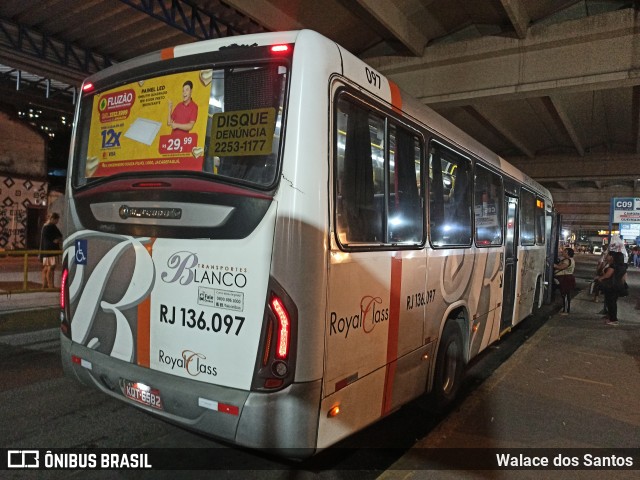 Transportes Blanco RJ 136.097 na cidade de Rio de Janeiro, Rio de Janeiro, Brasil, por Walace dos Santos. Número da foto: #10050558.