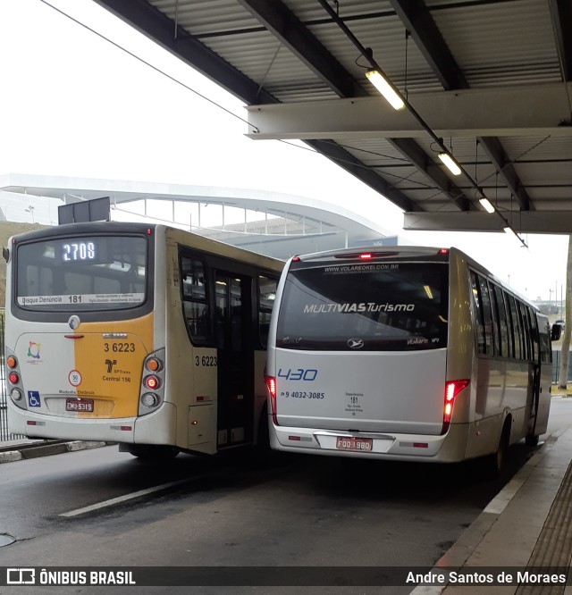 Multi Vias Locações e Viagens 430 na cidade de São Paulo, São Paulo, Brasil, por Andre Santos de Moraes. ID da foto: 10077548.