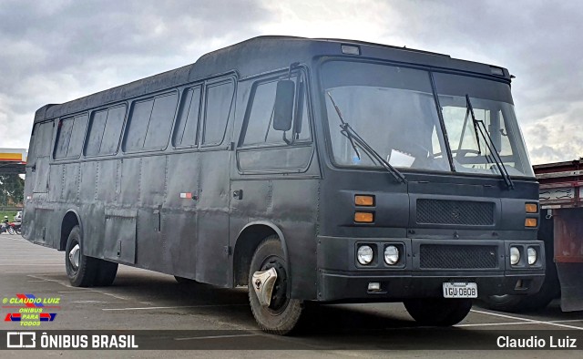 Ônibus Particulares  na cidade de Araranguá, Santa Catarina, Brasil, por Claudio Luiz. Número da foto: #10077007.