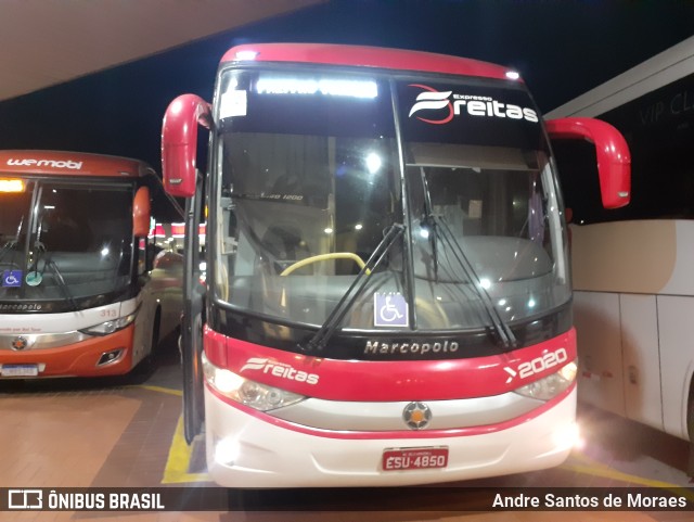 Expresso Freitas Turismo 2020 na cidade de Queluz, São Paulo, Brasil, por Andre Santos de Moraes. ID da foto: 10077714.