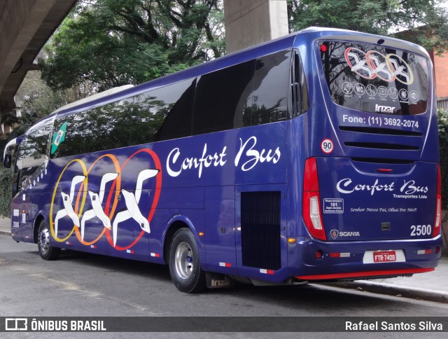 Confort Bus Viagens e Turismo 2500 na cidade de São Paulo, São Paulo, Brasil, por Rafael Santos Silva. Número da foto: #10081734.