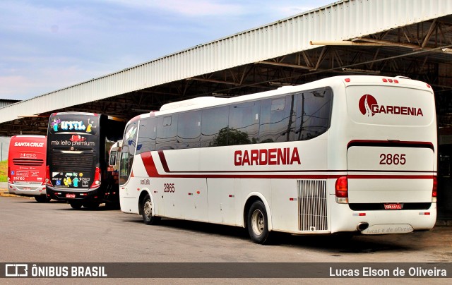 Expresso Gardenia 2865 na cidade de Alfenas, Minas Gerais, Brasil, por Lucas Elson de Oliveira. Número da foto: #10079773.