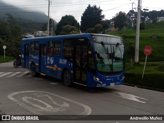 Masivo Capital S.A.S. Z25-7349 na cidade de Bogotá, Colômbia, por Andresillo Muñoz. ID da foto: 10081642.