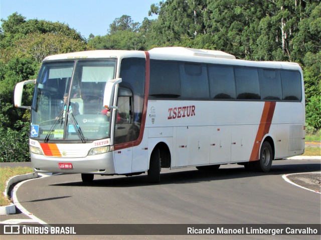 Isetur Transportes e Turismo 4000 na cidade de Rio Pardo, Rio Grande do Sul, Brasil, por Ricardo Manoel Limberger Carvalho. Número da foto: #10080135.