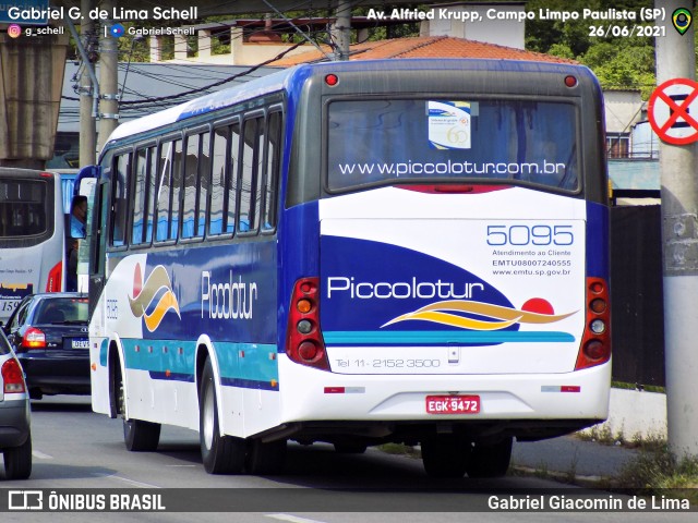 Piccolotur Transportes Turísticos 5095 na cidade de Campo Limpo Paulista, São Paulo, Brasil, por Gabriel Giacomin de Lima. Número da foto: #10079491.