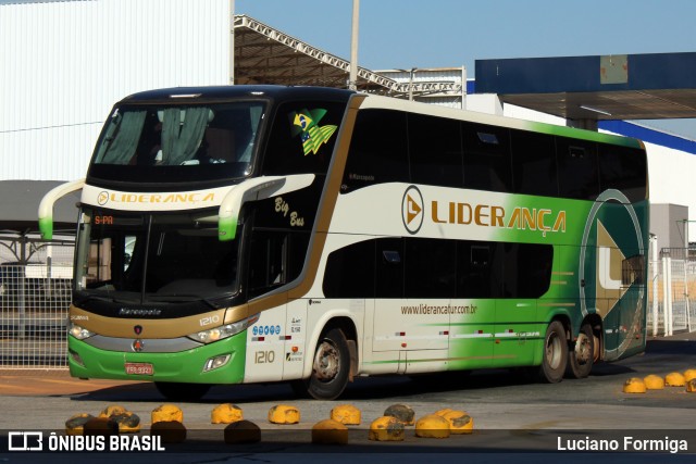 Liderança Turismo 1210 na cidade de Goiânia, Goiás, Brasil, por Luciano Formiga. Número da foto: #10083037.