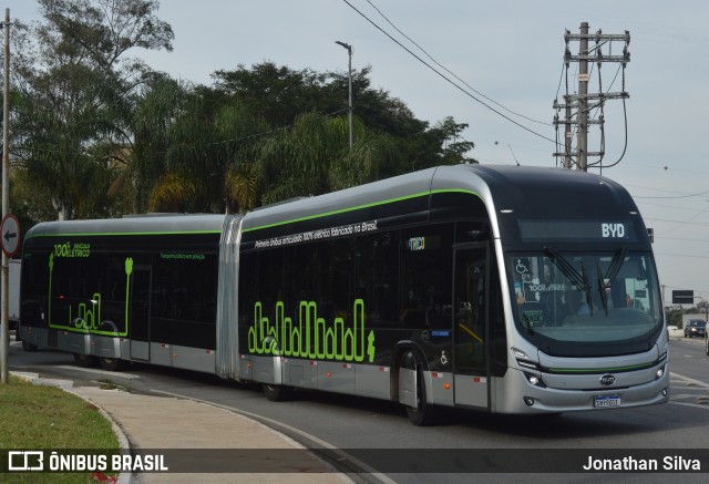 Metrobus 000 na cidade de São Paulo, São Paulo, Brasil, por Jonathan Silva. Número da foto: #10081848.
