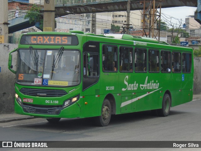 Transportes Santo Antônio DC 3.150 na cidade de Duque de Caxias, Rio de Janeiro, Brasil, por Roger Silva. Número da foto: #10082539.