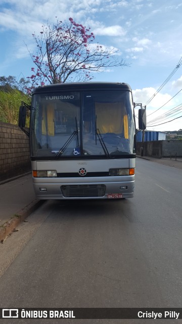 Cristal Turismo 0418 na cidade de Belo Horizonte, Minas Gerais, Brasil, por Crislye Pilly. Número da foto: #10086518.