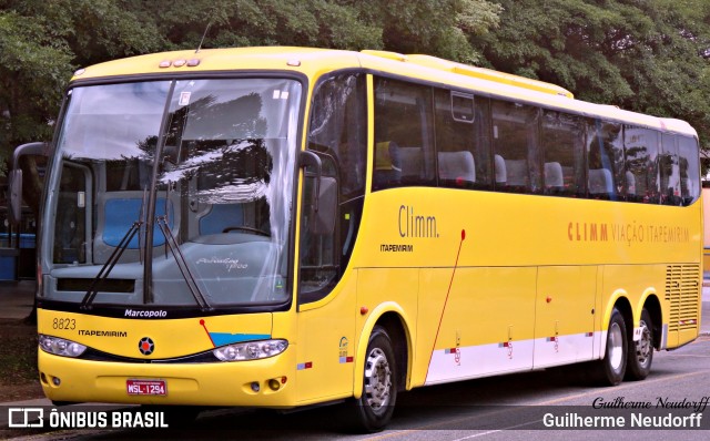Viação Itapemirim 8823 na cidade de Curitiba, Paraná, Brasil, por Guilherme Neudorff. Número da foto: #10091770.