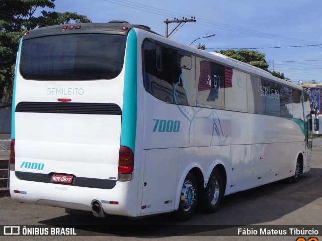 Ônibus Particulares 7000 na cidade de Três Corações, Minas Gerais, Brasil, por Fábio Mateus Tibúrcio. ID da foto: 10090367.