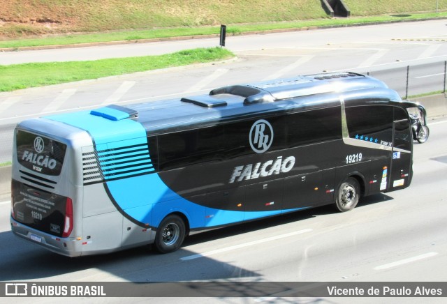 Falcão Transportes 19219 na cidade de São José dos Campos, São Paulo, Brasil, por Vicente de Paulo Alves. ID da foto: 10092415.