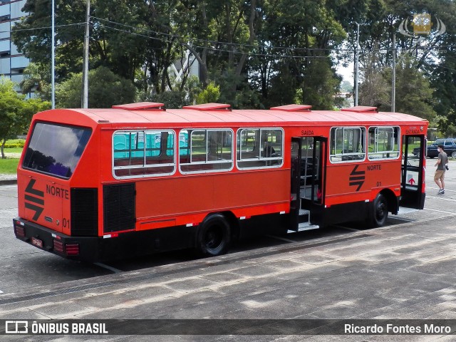 Auto Viação Nossa Sra. do Carmo 01 na cidade de Curitiba, Paraná, Brasil, por Ricardo Fontes Moro. ID da foto: 10093731.