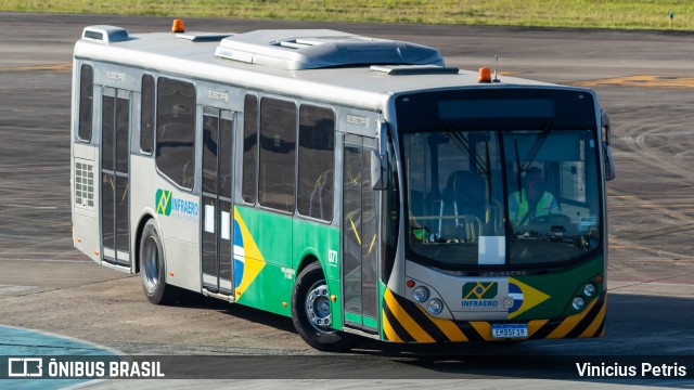 Infraero Aeroportos Brasileiros 071 na cidade de Joinville, Santa Catarina, Brasil, por Vinicius Petris. Número da foto: #10095481.