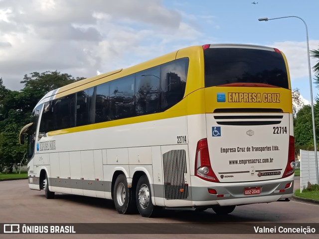 Empresa Cruz 22714 na cidade de Curitiba, Paraná, Brasil, por Valnei Conceição. Número da foto: #10096006.