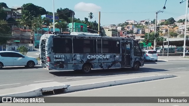 Polícia Militar do Espírito Santo TE 175 na cidade de Cariacica, Espírito Santo, Brasil, por Isack Rosario. Número da foto: #10097189.