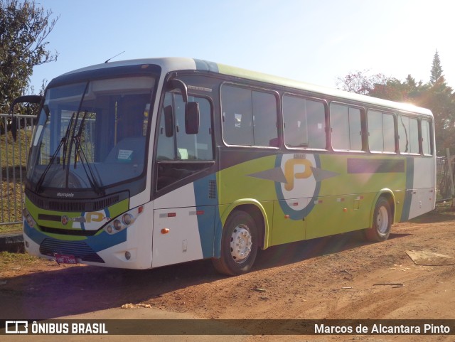 Ônibus Particulares 1569 na cidade de Lavras, Minas Gerais, Brasil, por Marcos de Alcantara Pinto. ID da foto: 10098402.