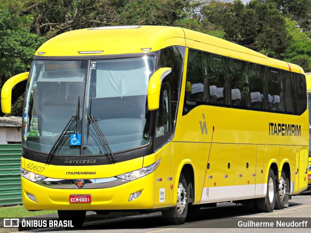 Viação Itapemirim 60607 na cidade de Curitiba, Paraná, Brasil, por Guilherme Neudorff. Número da foto: #10099971.