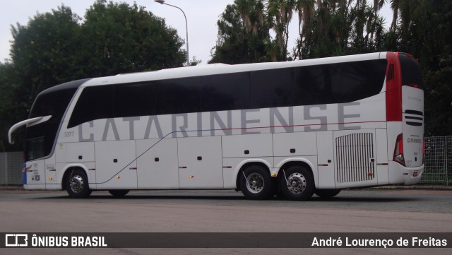 Auto Viação Catarinense 3377 na cidade de Curitiba, Paraná, Brasil, por André Lourenço de Freitas. Número da foto: #10101004.