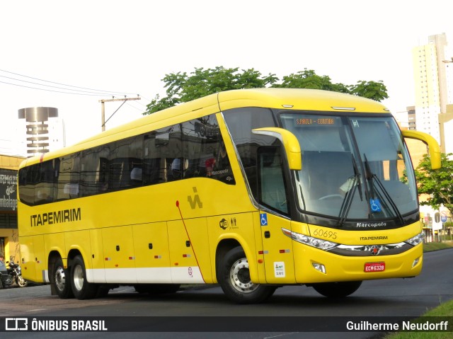 Viação Itapemirim 60695 na cidade de Curitiba, Paraná, Brasil, por Guilherme Neudorff. ID da foto: 10100423.