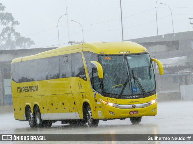 Viação Itapemirim 60715 na cidade de Curitiba, Paraná, Brasil, por Guilherme Neudorff. ID da foto: 10100480.