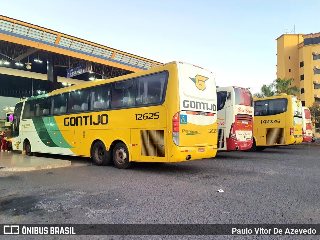 Empresa Gontijo de Transportes 12625 na cidade de Uberaba, Minas Gerais, Brasil, por Paulo Vitor De Azevedo. ID da foto: 10099358.