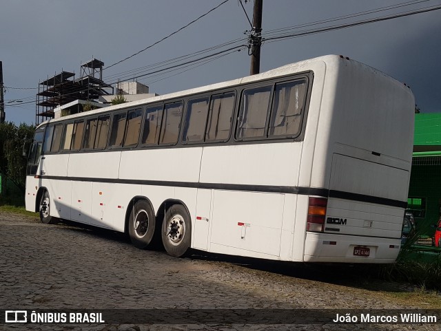 Ônibus Particulares 4144 na cidade de Divinópolis, Minas Gerais, Brasil, por João Marcos William. ID da foto: 10105551.