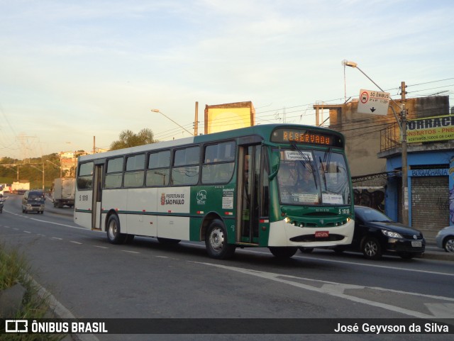 Via Sul Transportes Urbanos 5 1018 na cidade de São Paulo, São Paulo, Brasil, por José Geyvson da Silva. ID da foto: 10103780.