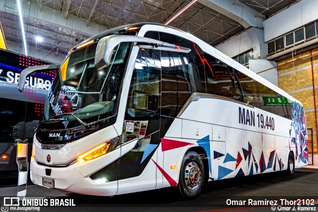 Volkswagen Ônibus e Caminhões - MAN Latin America RR2 CO 19.440 - Paradiso G8 1350 - Expo Foro 2022 na cidade de Álvaro Obregón, Ciudad de México, México, por Omar Ramírez Thor2102. ID da foto: 10053856.