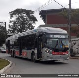 Express Transportes Urbanos Ltda 4 8999 na cidade de São Paulo, São Paulo, Brasil, por Andre Santos de Moraes. ID da foto: :id.