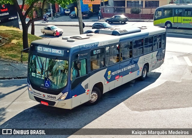 Milênio Transportes 30869 na cidade de Belo Horizonte, Minas Gerais, Brasil, por Kaique Marquês Medeiros . ID da foto: 10110395.