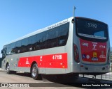 Pêssego Transportes 4 7158 na cidade de São Paulo, São Paulo, Brasil, por Luciano Ferreira da Silva. Número da foto: #10110026.