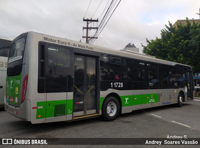 Viação Santa Brígida 1 1728 na cidade de São Paulo, São Paulo, Brasil, por Andrey  Soares Vassão. ID da foto: 10111682.