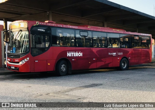 Auto Ônibus Brasília 1.3.035 na cidade de Niterói, Rio de Janeiro, Brasil, por Luiz Eduardo Lopes da Silva. Número da foto: #10113490.