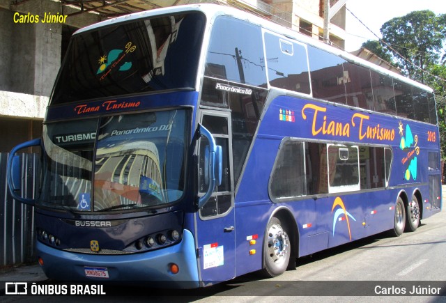 Tiana Tur 2013 na cidade de Caldas Novas, Goiás, Brasil, por Carlos Júnior. Número da foto: #10114153.