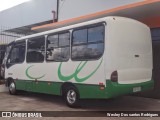 Ônibus Particulares 142 na cidade de Porto Alegre, Rio Grande do Sul, Brasil, por Wesley Dos santos Rodrigues. Número da foto: #:id.