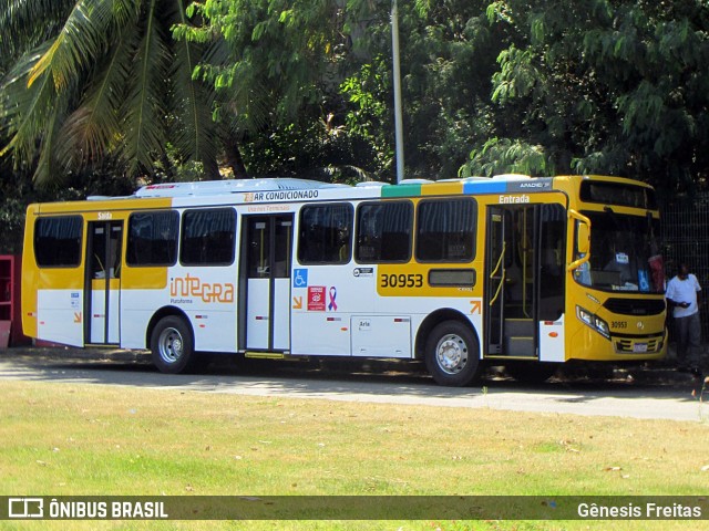 Plataforma Transportes 30953 na cidade de Salvador, Bahia, Brasil, por Gênesis Freitas. ID da foto: 10123411.