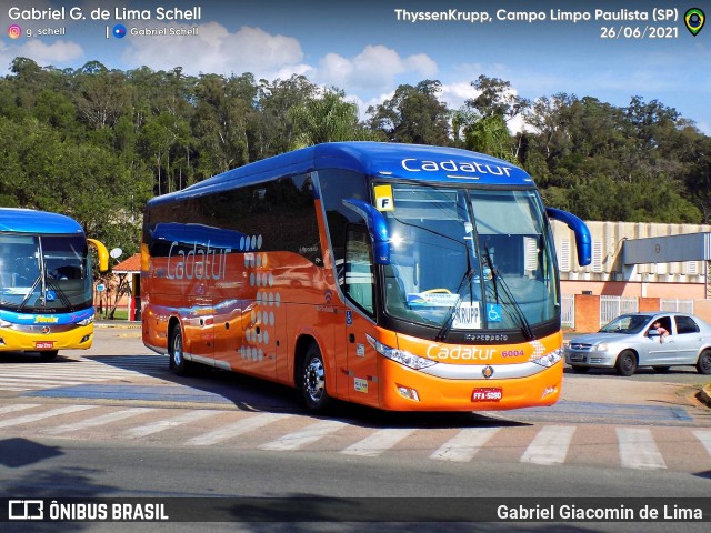 Cadatur Transportes e Turismo 6004 na cidade de Campo Limpo Paulista, São Paulo, Brasil, por Gabriel Giacomin de Lima. ID da foto: 10122066.