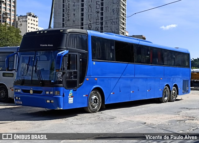 Ônibus Particulares 14 na cidade de Aparecida, São Paulo, Brasil, por Vicente de Paulo Alves. Número da foto: #10122948.