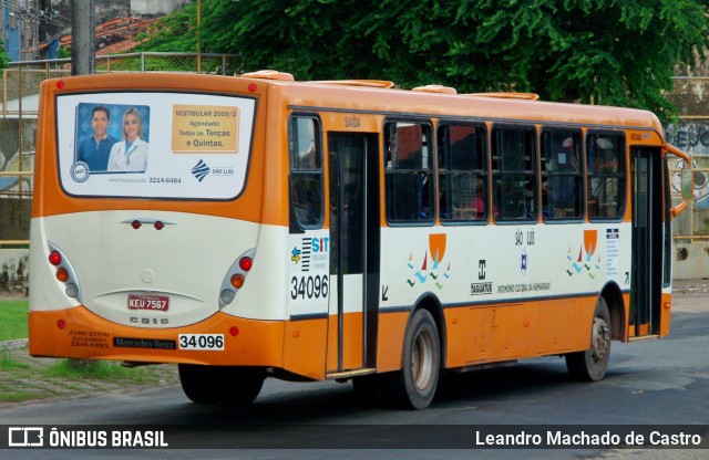 Taguatur - Taguatinga Transporte e Turismo 34096 na cidade de São Luís, Maranhão, Brasil, por Leandro Machado de Castro. ID da foto: 10122237.