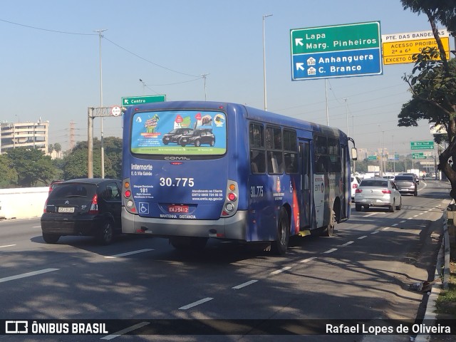 Empresa de Ônibus Vila Galvão 30.775 na cidade de São Paulo, São Paulo, Brasil, por Rafael Lopes de Oliveira. ID da foto: 10119890.