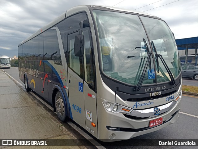 Alexandre Turismo 1098 na cidade de São José, Santa Catarina, Brasil, por Daniel Guardiola. Número da foto: #10120546.