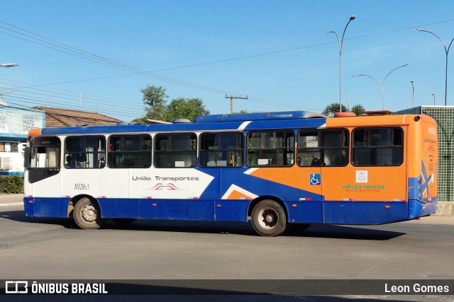 União Transportes 10263 na cidade de Várzea Grande, Mato Grosso, Brasil, por Leon Gomes. Número da foto: #10124650.