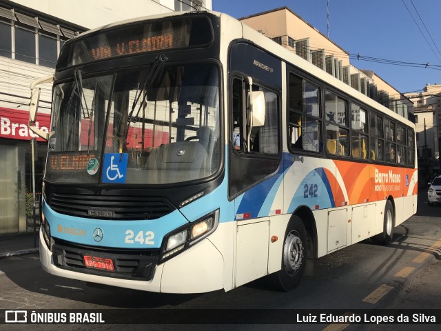 Triecon 242 na cidade de Barra Mansa, Rio de Janeiro, Brasil, por Luiz Eduardo Lopes da Silva. Número da foto: #10126608.